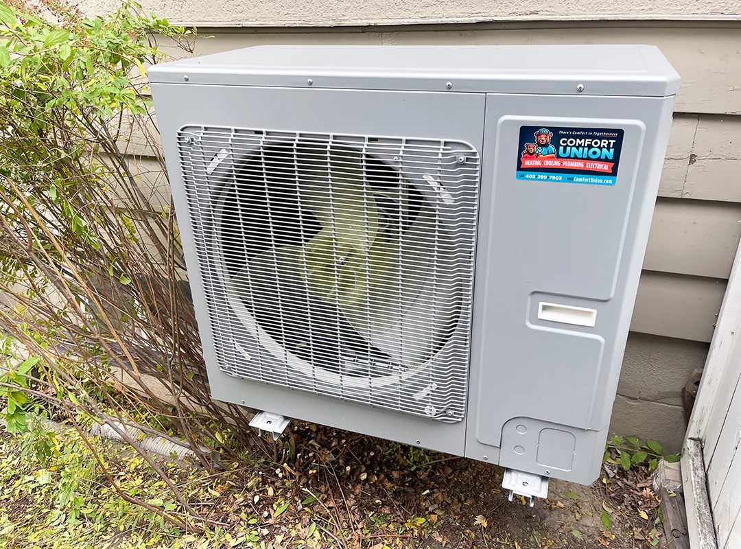 High-efficiency heat pump unit set up by Comfort Union